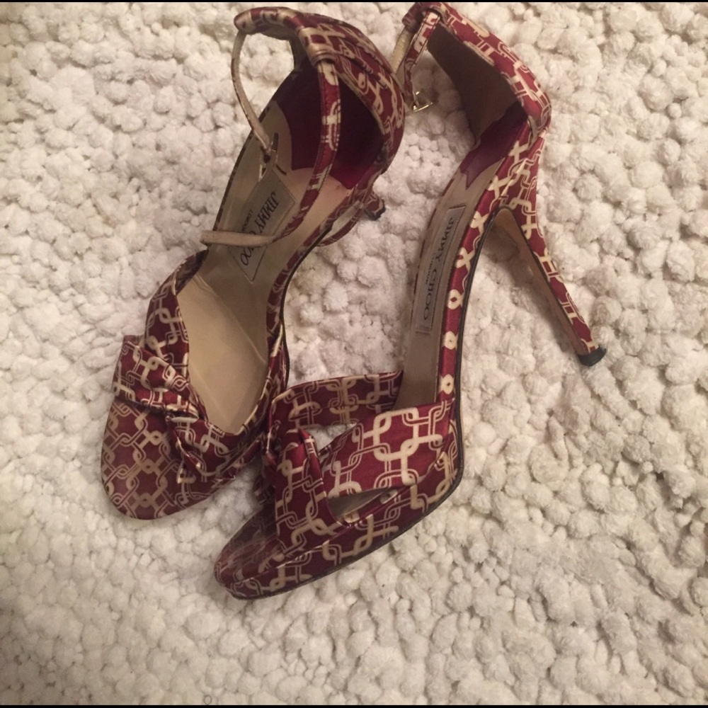 Jimmy Choo kitten heels 😍😍